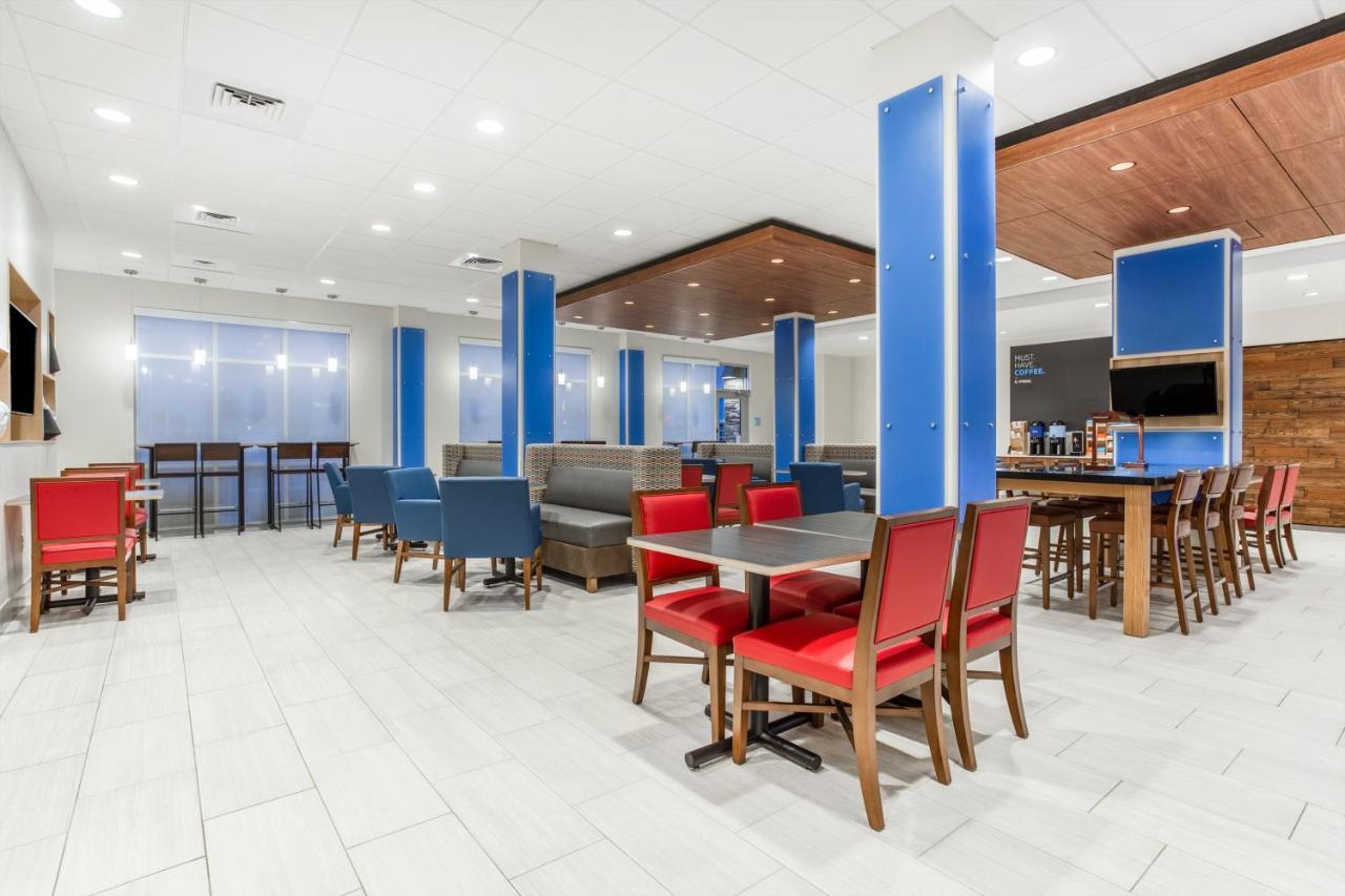 Holiday Inn Express & Suites - Ottawa By Ihg Exteriér fotografie
