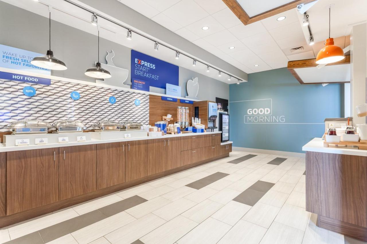 Holiday Inn Express & Suites - Ottawa By Ihg Exteriér fotografie